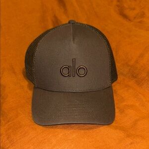 ALO Yoga District Trucker Hat